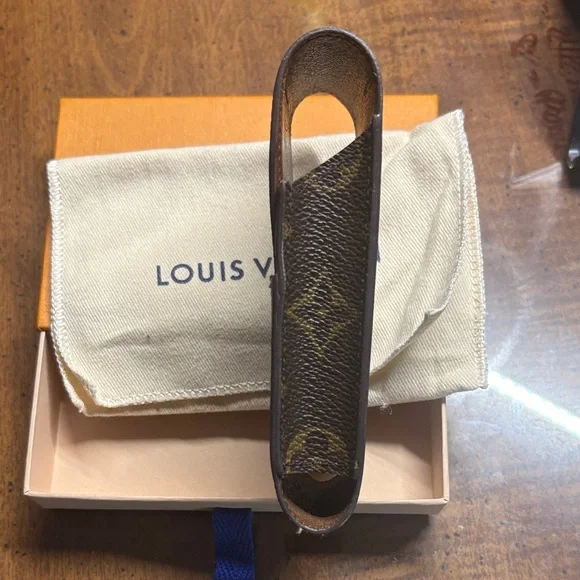 Louis Vuitton Brown Monogram Multi Purpose Case/Holder, Box & Dustbag - Picture 6 of 14